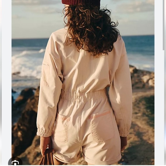 Free People romper Movement XS NEW Mountain Blazin' Shortsie pale pink zip up - Picture 5 of 10